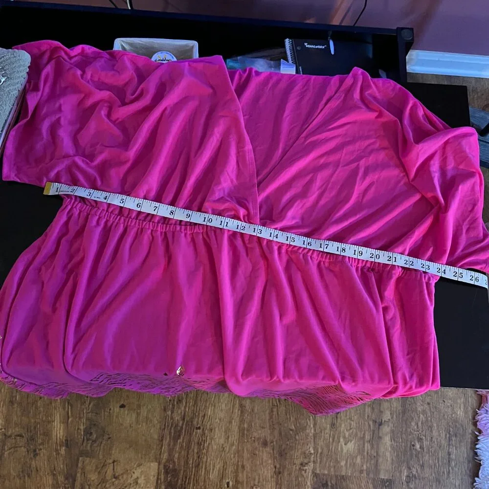 Like NEW Swimsuits For All Pink & Gold Cover-Up Size 26/28 Metallic